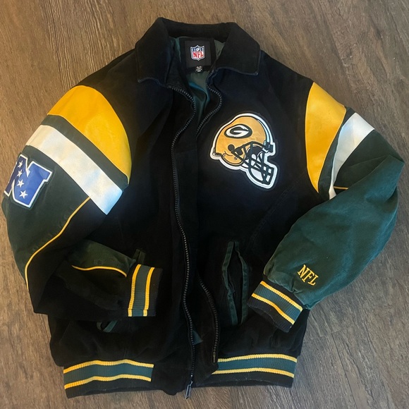 Green Bay Packer leather and felt vintage varsity jacket with satin lining - Picture 2 of 4